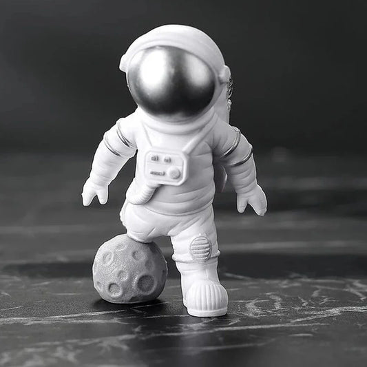 4 pcs Astronaut Figure Decor